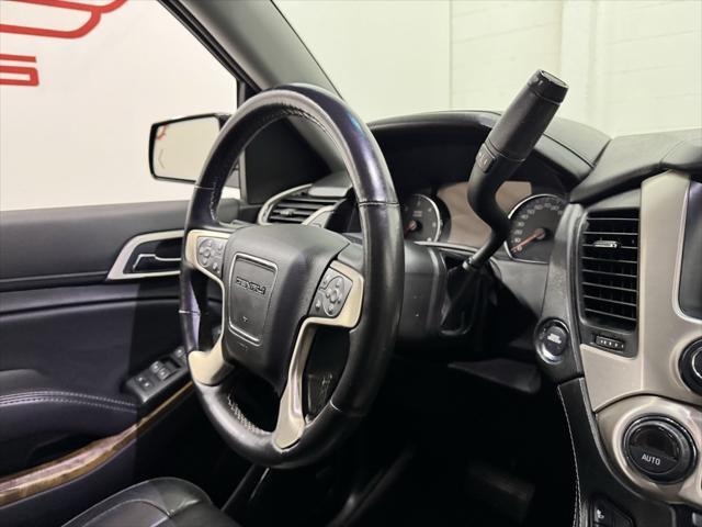 Photo of 2017 Onyx Black GMC Yukon XL