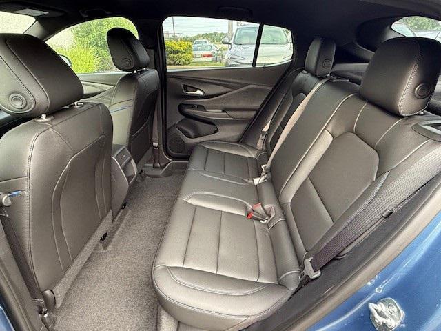 Photo of 2025 Ocean Blue Metallic Buick Envista