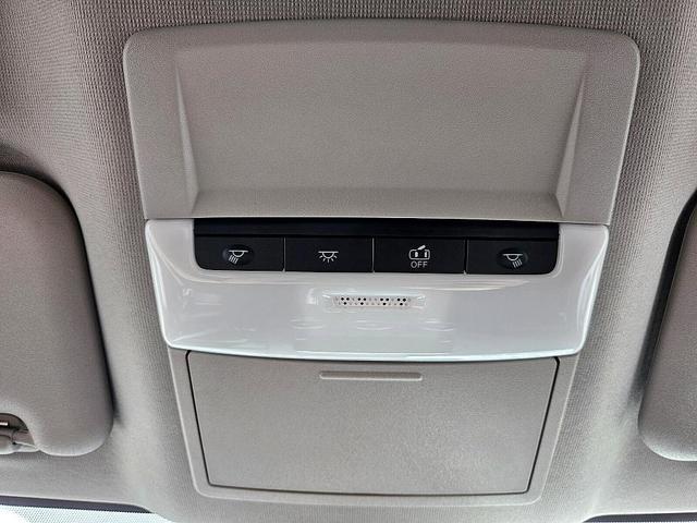 Photo of 2025 Electric Blue Metallic Nissan Sentra