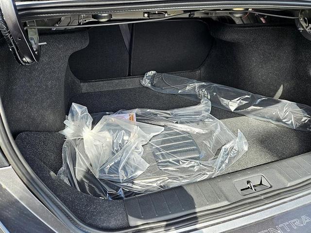 Photo of 2025 Gun Metallic Nissan Sentra