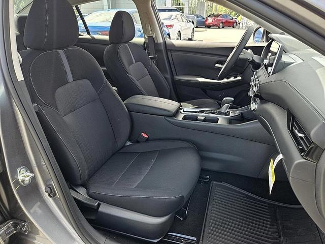 Photo of 2025 Gun Metallic Nissan Sentra