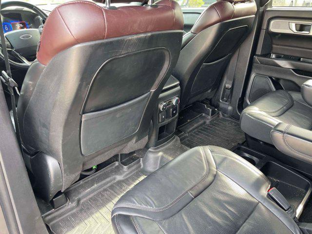 Photo of 2020 Magnetic Metallic Ford Explorer