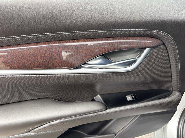 Photo of 2016 Radiant Silver Metallic Cadillac XTS