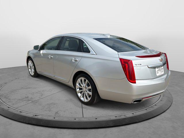 Photo of 2016 Radiant Silver Metallic Cadillac XTS
