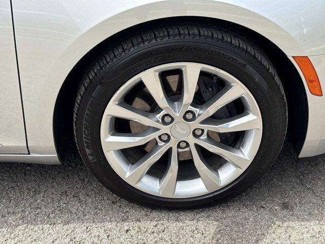 Photo of 2016 Radiant Silver Metallic Cadillac XTS