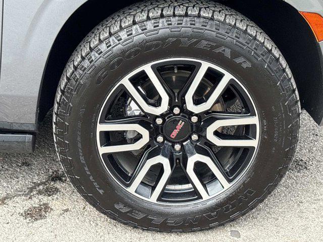 Photo of 2022 Satin Steel Metallic GMC Yukon