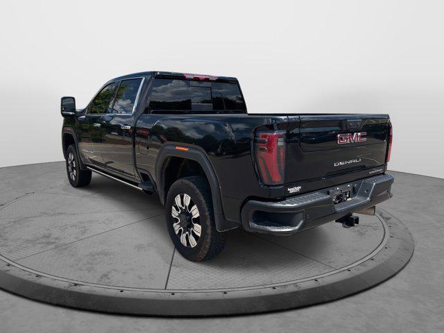 Photo of 2024 Onyx Black GMC Sierra 2500