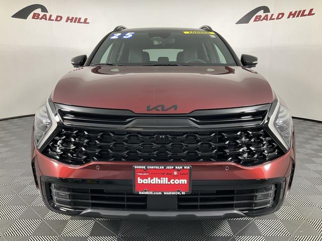 Photo of 2025 Dawning Red Kia Sportage