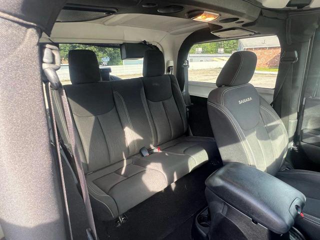 Photo of 2016 Black Clearcoat Jeep Wrangler