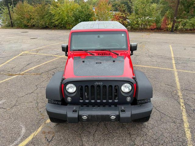 Photo of 2017 Granite Crystal Metallic Clearcoat Jeep Wrangler Unlimited