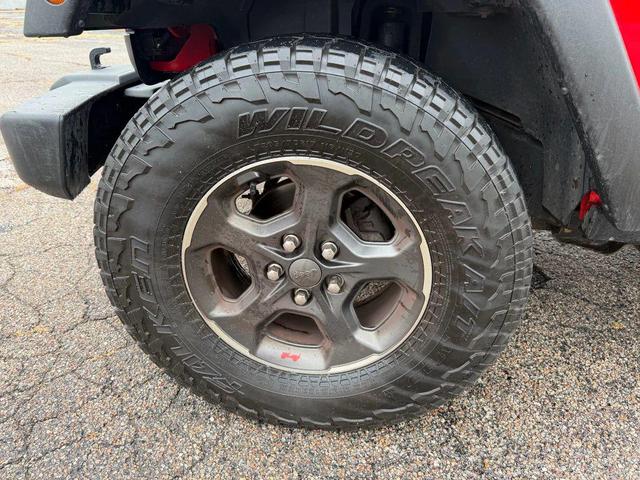 Photo of 2017 Granite Crystal Metallic Clearcoat Jeep Wrangler Unlimited
