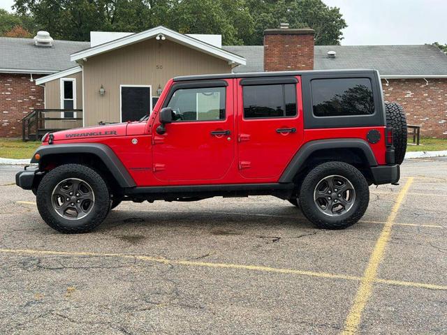 Photo of 2017 Granite Crystal Metallic Clearcoat Jeep Wrangler Unlimited
