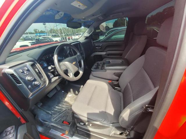 Photo of 2018 Red Chevrolet Silverado 1500