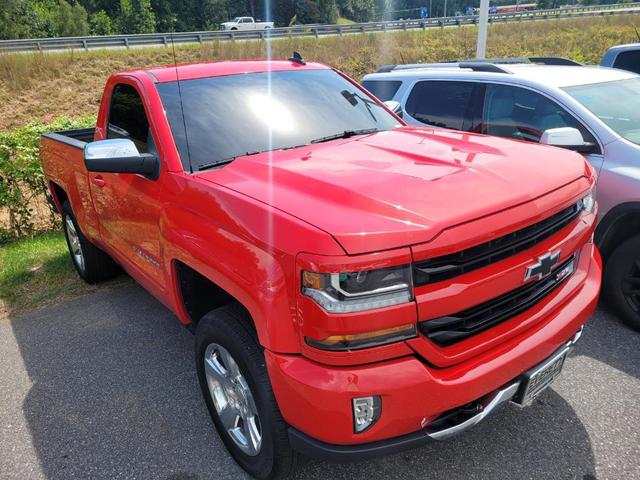 Photo of 2018 Red Chevrolet Silverado 1500