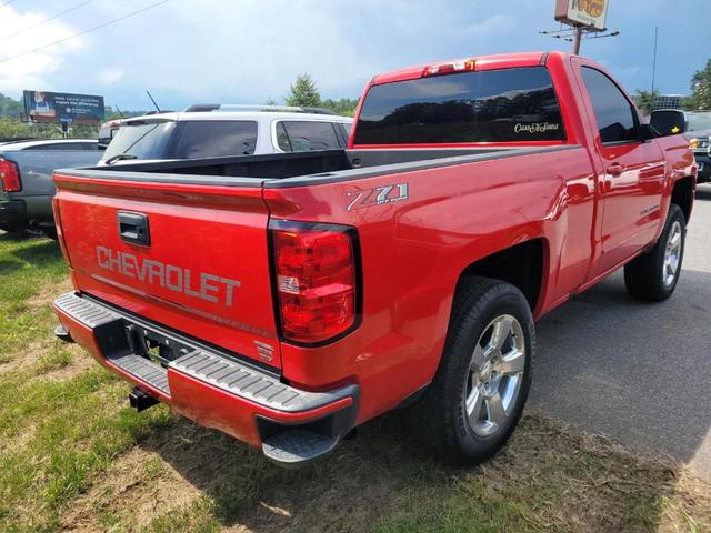 Photo of 2018 Red Chevrolet Silverado 1500