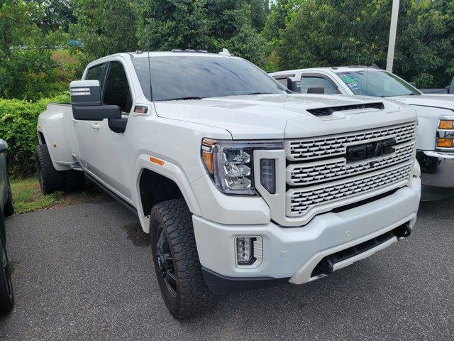 Photo of 2022 White Frost Tri-Coat GMC Sierra 3500