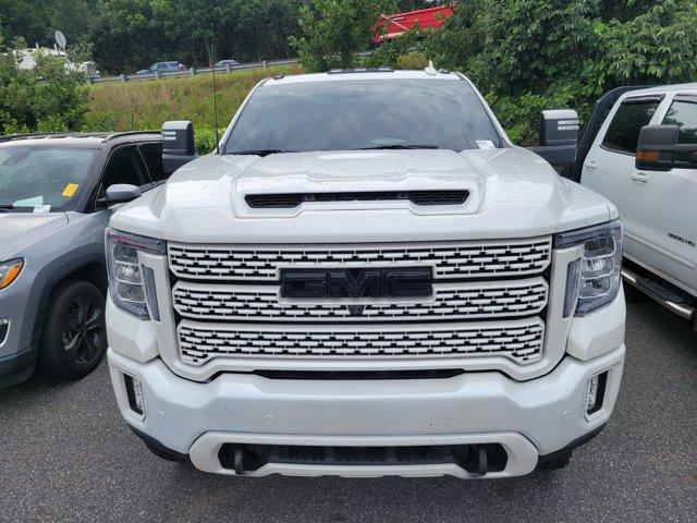 Photo of 2022 White Frost Tri-Coat GMC Sierra 3500