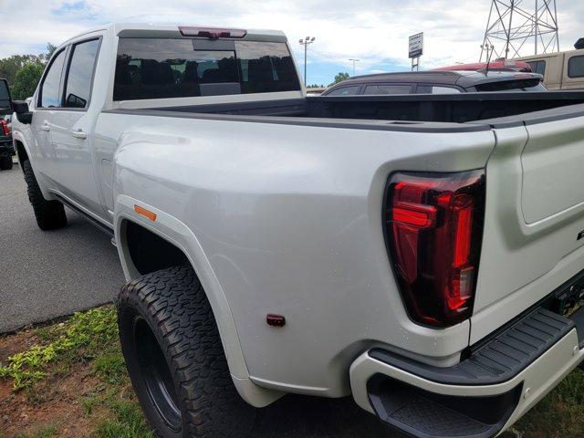Photo of 2022 White Frost Tri-Coat GMC Sierra 3500