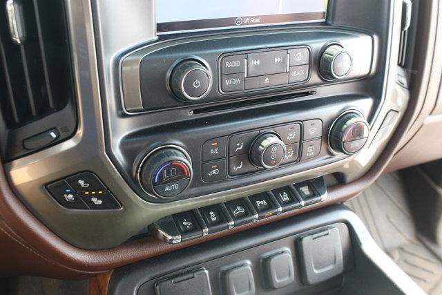 Photo of 2019 Summit White Chevrolet Silverado 2500