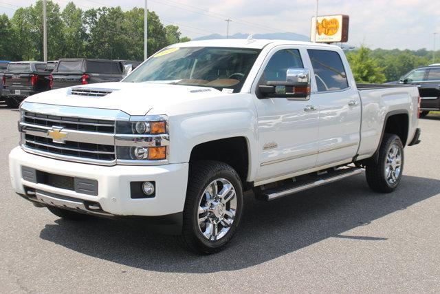 Photo of 2019 Summit White Chevrolet Silverado 2500