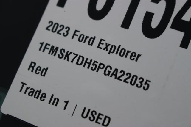 Photo of 2023 Rapid Red Metallic Tinted Clearcoat Ford Explorer