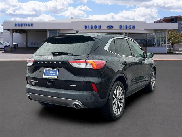 Photo of 2022 Agate Black Metallic Ford Escape