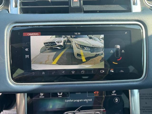 Photo of 2018 White Land Rover Range Rover Sport