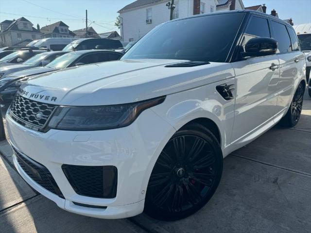 Photo of 2018 White Land Rover Range Rover Sport