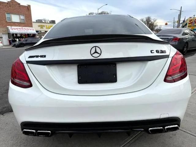 Photo of 2017 White Mercedes-Benz AMG C 63
