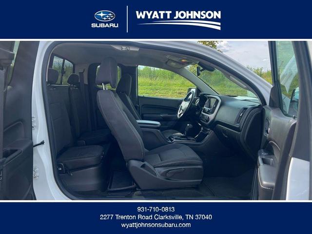 Photo of 2016 Summit White GMC Canyon