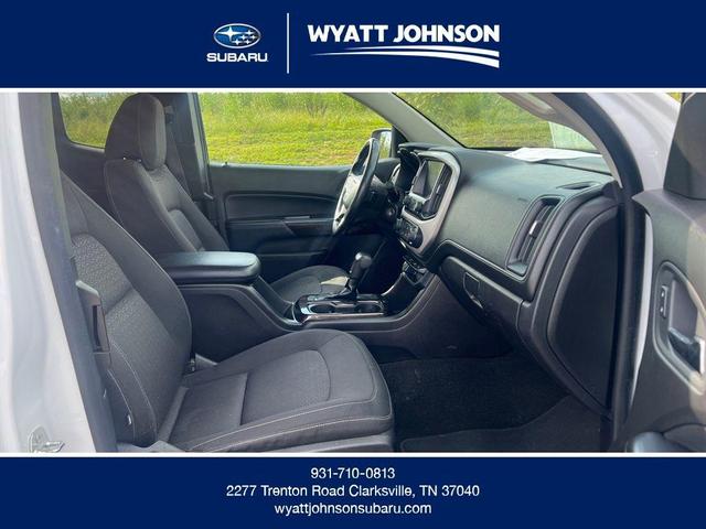 Photo of 2016 Summit White GMC Canyon