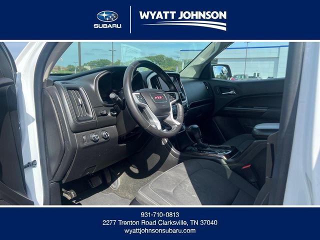 Photo of 2016 Summit White GMC Canyon