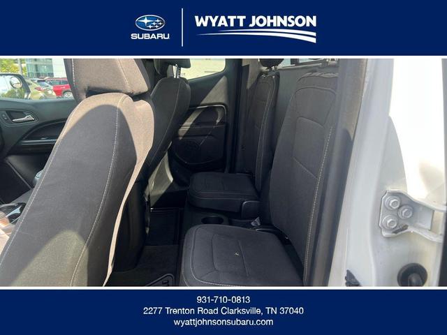 Photo of 2016 Summit White GMC Canyon