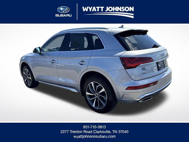 Photo of 2023 Florett Silver Metallic Audi Q5