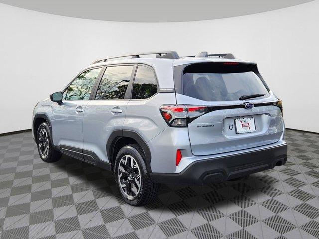 Photo of 2025 Ice Silver Metallic Subaru Forester
