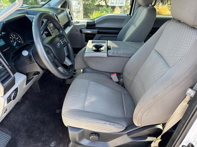 Photo of 2017 Oxford White Ford F-150