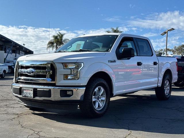 Photo of 2017 Oxford White Ford F-150