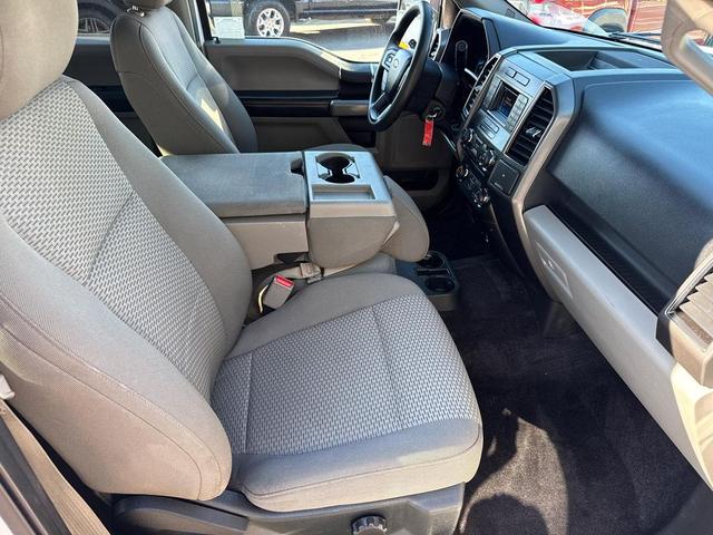 Photo of 2017 Oxford White Ford F-150