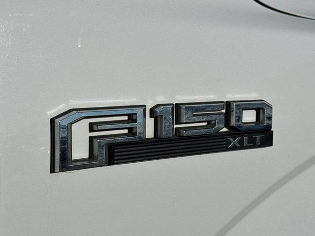 Photo of 2017 Oxford White Ford F-150