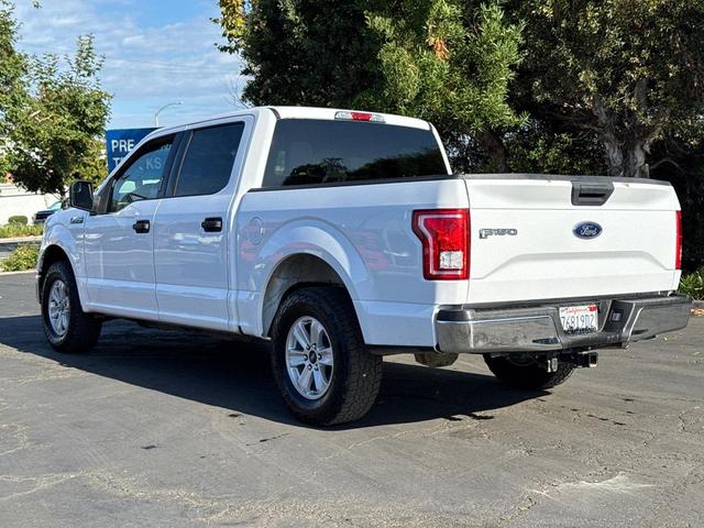 Photo of 2017 Oxford White Ford F-150