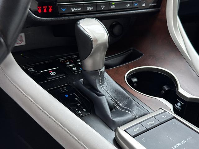 Photo of 2022 Nebula Gray Pearl Lexus RX 350