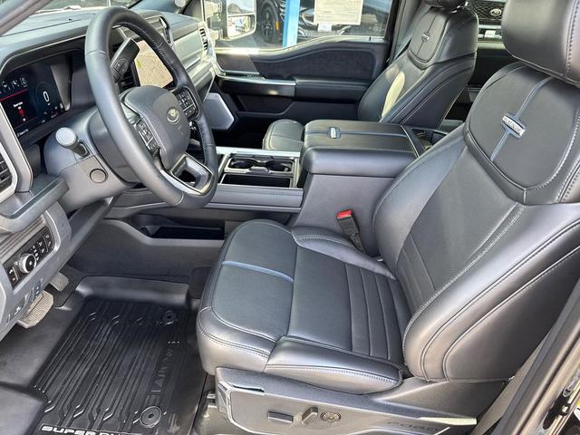 Photo of 2025 Agate Black Metallic Ford F-250
