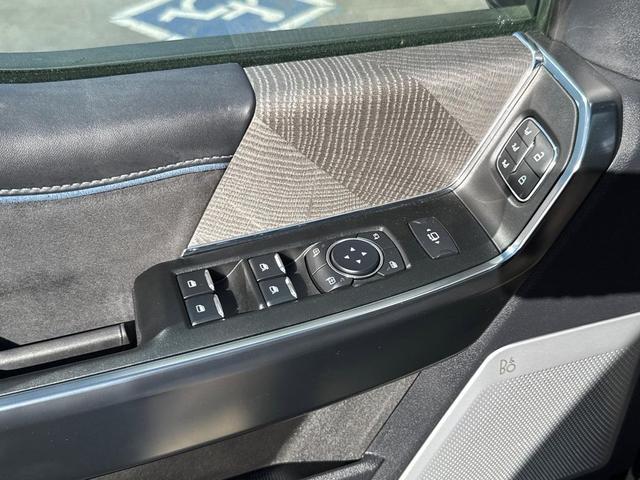 Photo of 2025 Agate Black Metallic Ford F-250