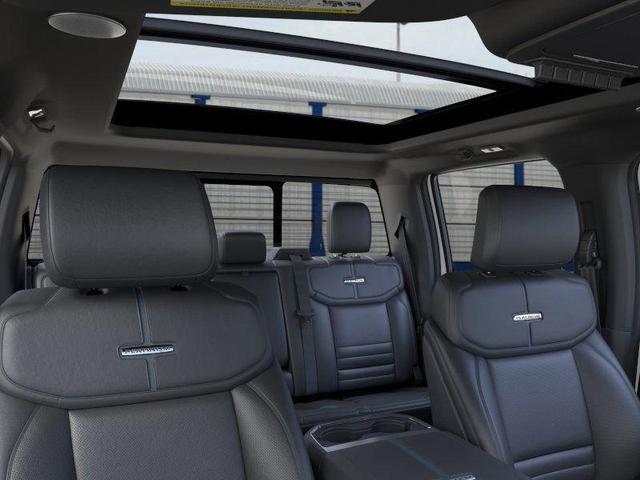 Photo of 2025 Star White Metallic Tri-Coat Ford F-250