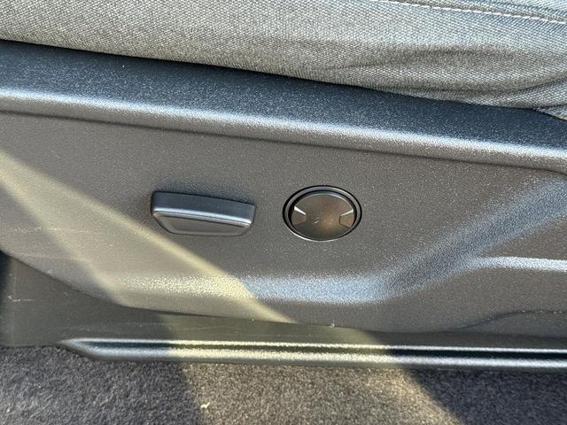 Photo of 2023 Antimatter Blue Metallic Ford F-150