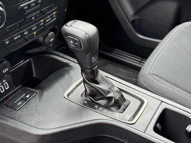 Photo of 2022 Oxford White Ford Ranger
