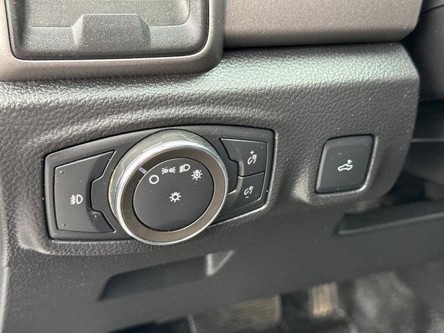 Photo of 2022 Oxford White Ford Ranger