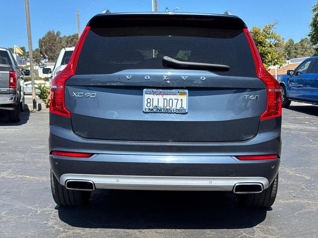 Photo of 2019 Bursting Blue Metallic Volvo XC90