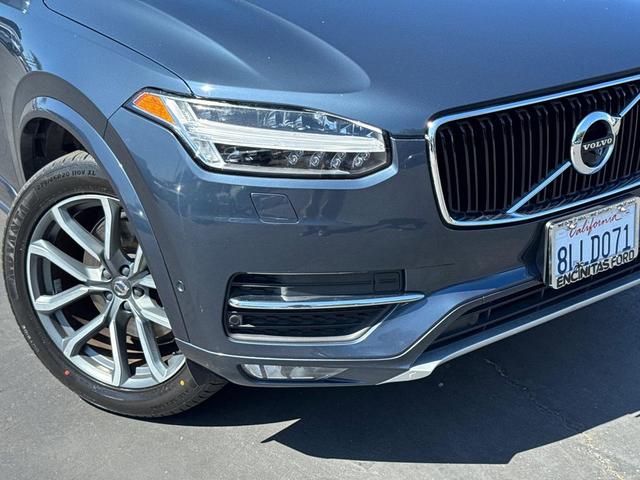 Photo of 2019 Bursting Blue Metallic Volvo XC90