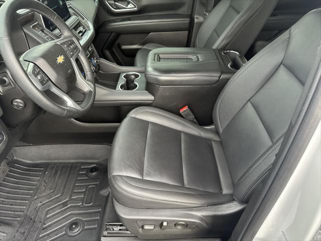 Photo of 2024 Summit White Chevrolet Tahoe